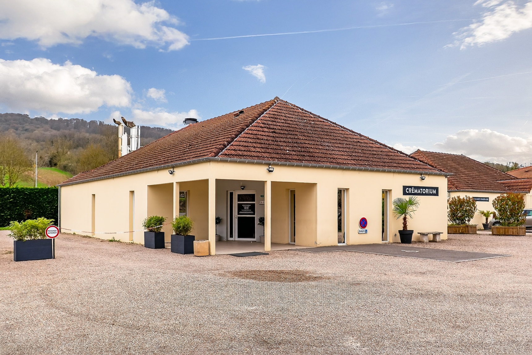 Crématorium de Pont-à-Mousson extérieur